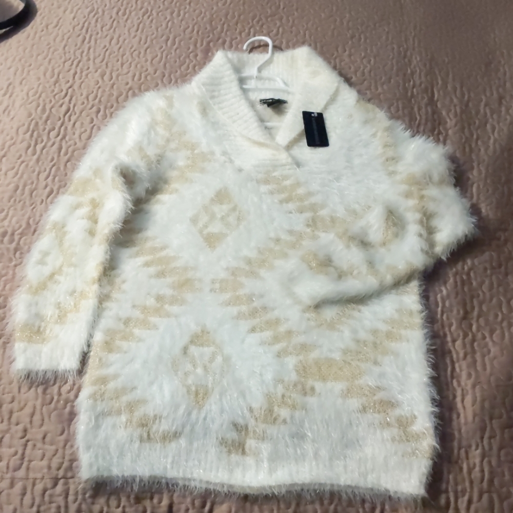 Lauren Michelle women sweater, M size.